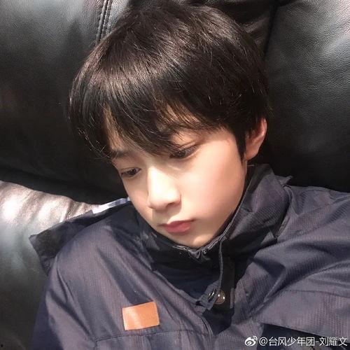 娱乐吃瓜君刘耀文,娱乐吃瓜界的风云人物